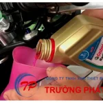 Thay nước làm mát định kì