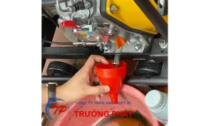 _thay dầu cho máy phát điện định kì